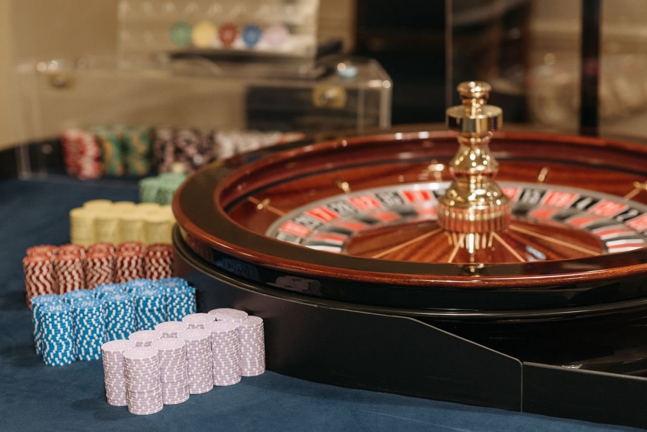 High-Variance Pokies Logic at a Fast Payout Mirax Casino
